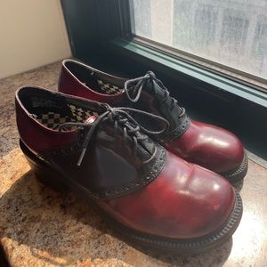Vintage 90s zodiac platform loafers Oxford two tone red/black